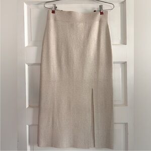 Banana Republic Elegant sweater metallic/ sparkly Grey Skirt! NWOT!